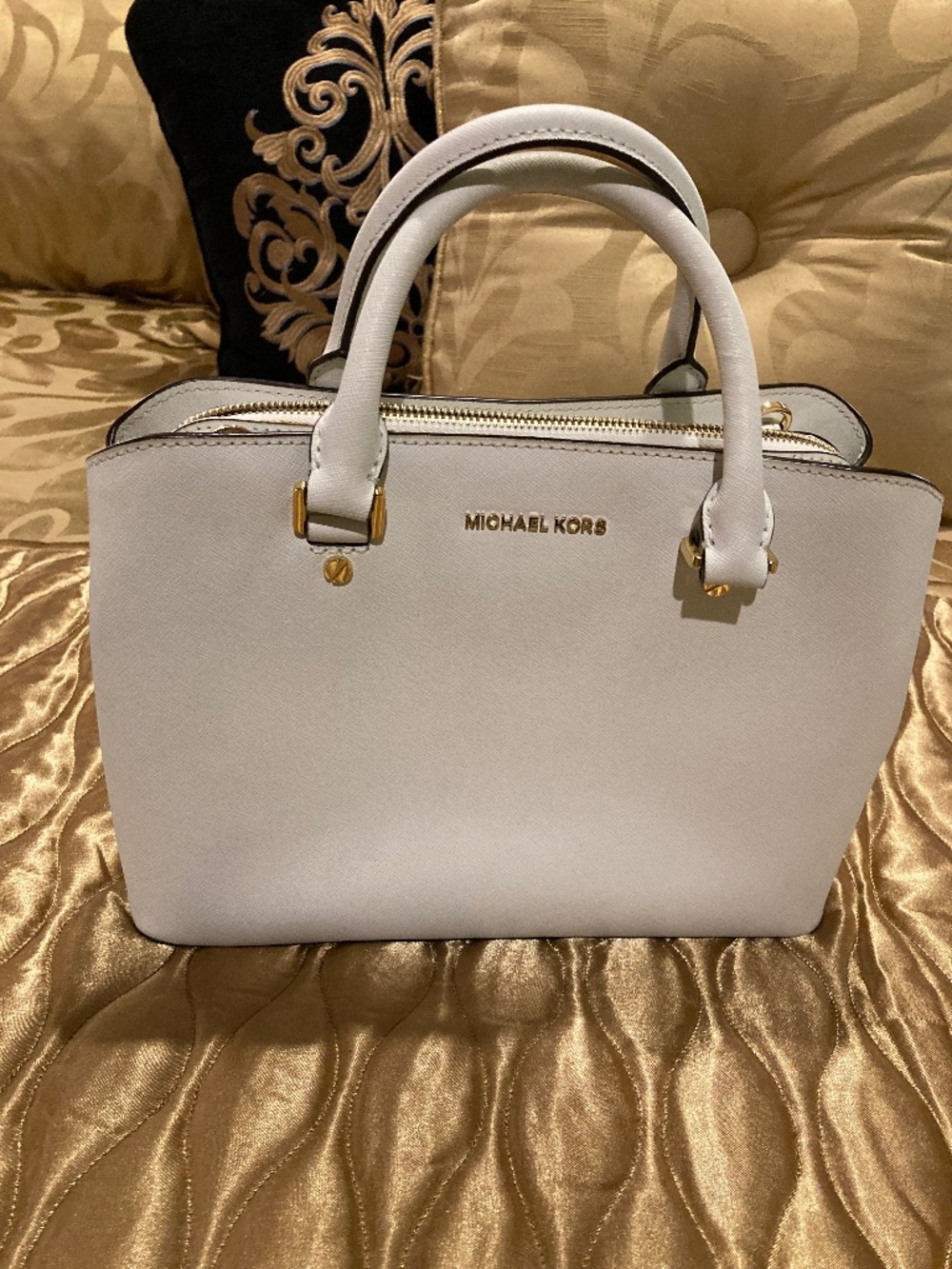 MICHAEL KORS Tote White Leather with Removable Strap and Bag - Stunning! - Picture 2 of 14